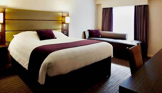 Premier Inn Birmingham City Centre Broad Street Exteriör bild